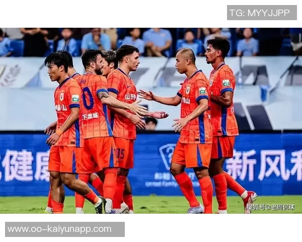 亚泰冬训首战热身赛双阵容出击以2-0战胜泰山B队展现良好状态 亚泰冬训首战热身赛双阵容出击以2-0战胜泰山B队展现良好状态