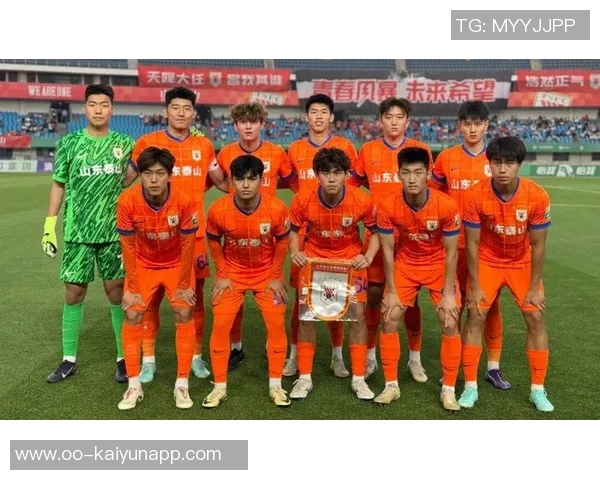 亚泰冬训首战热身赛双阵容出击以2-0战胜泰山B队展现良好状态 亚泰冬训首战热身赛双阵容出击以2-0战胜泰山B队展现良好状态