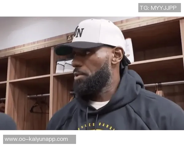 詹姆斯分享家庭趣事女儿排球成才妻子坚决不让再添篮球运动员 詹姆斯分享家庭趣事女儿排球成才妻子坚决不让再添篮球运动员